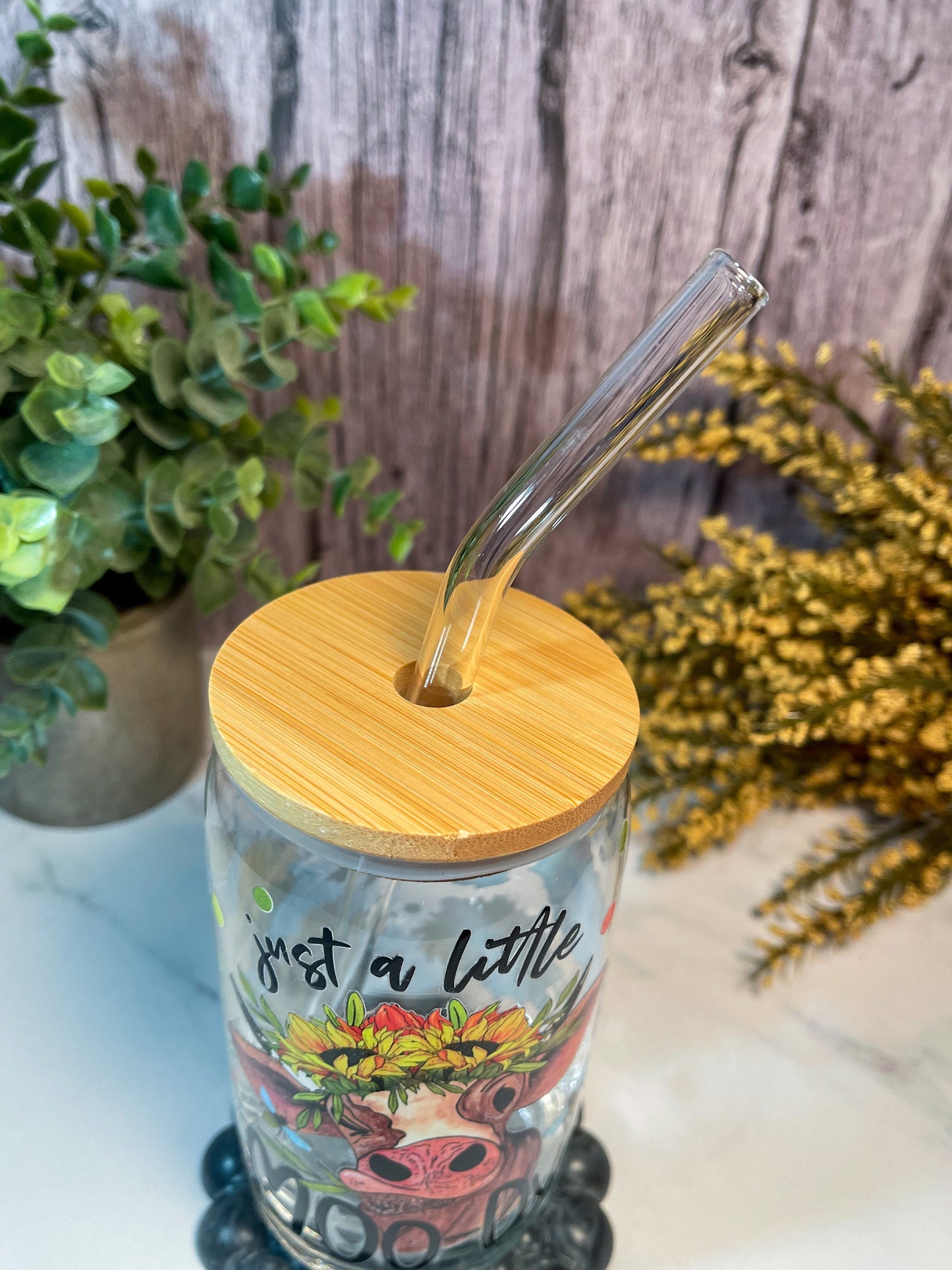 Cow and sunflower 16-ounce glass tumbler with bamboo lid and glass straw