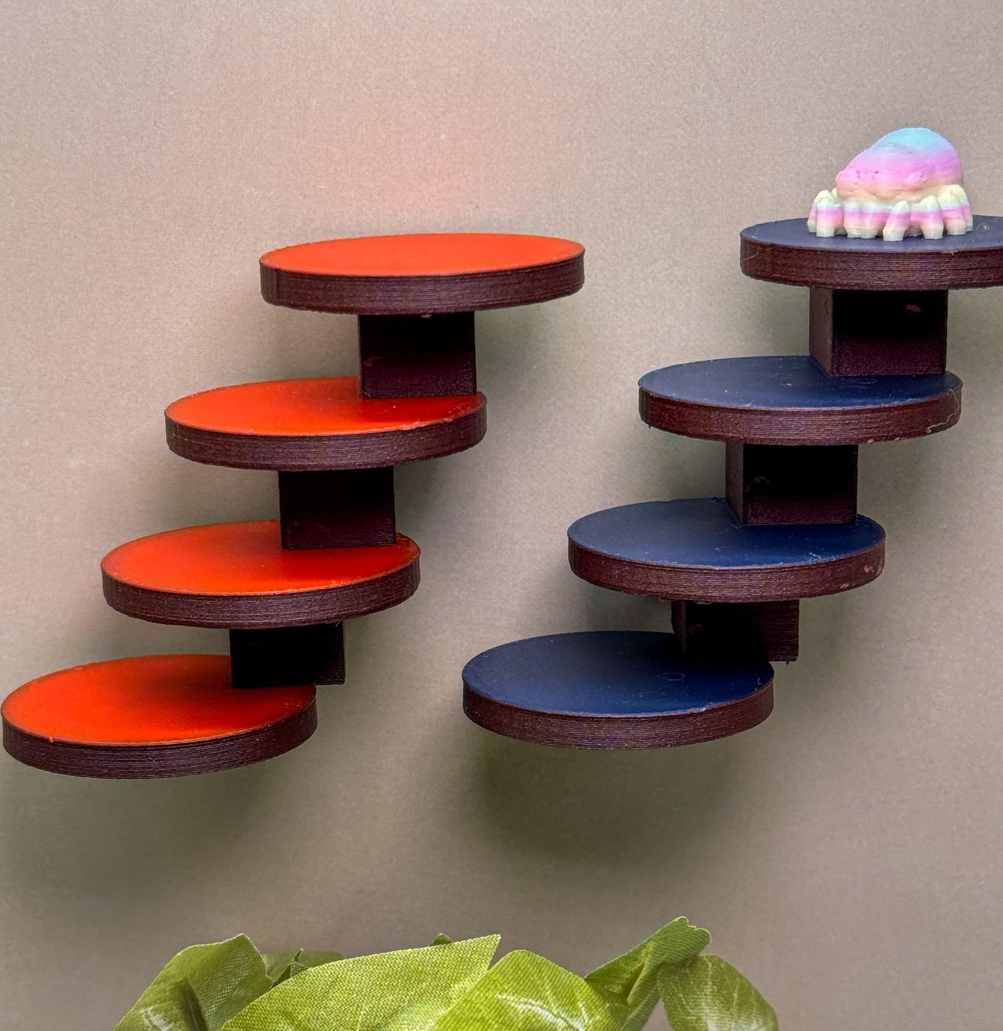 Jumping spider enclosure ladder or steps, magnetic enclosure accessory, small/medium decor for habitat
