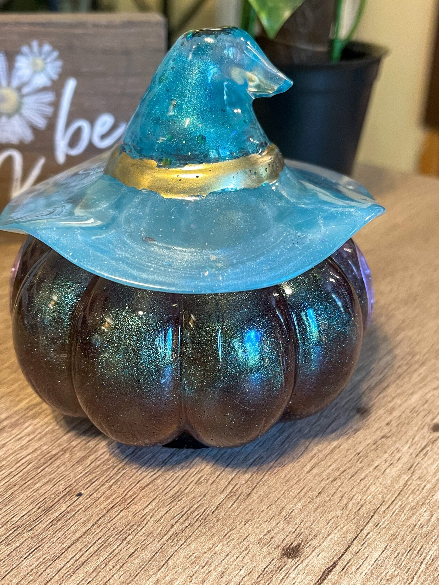 Light up Pumpkin Jar with witches hat