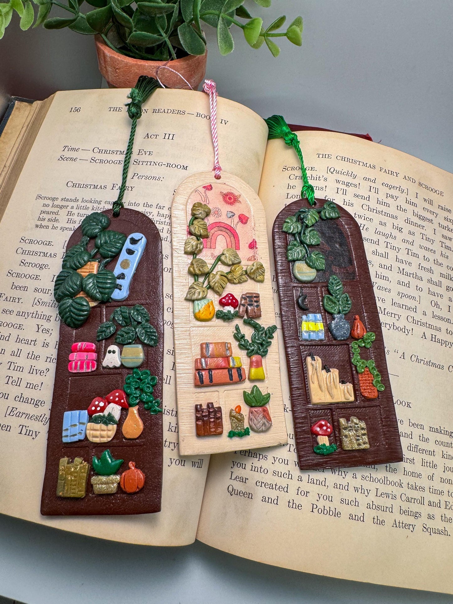 Polymer Clay Bookshelf Bookmark, book lover gift,  book accessories, handmade  reader gift, plant bookmark