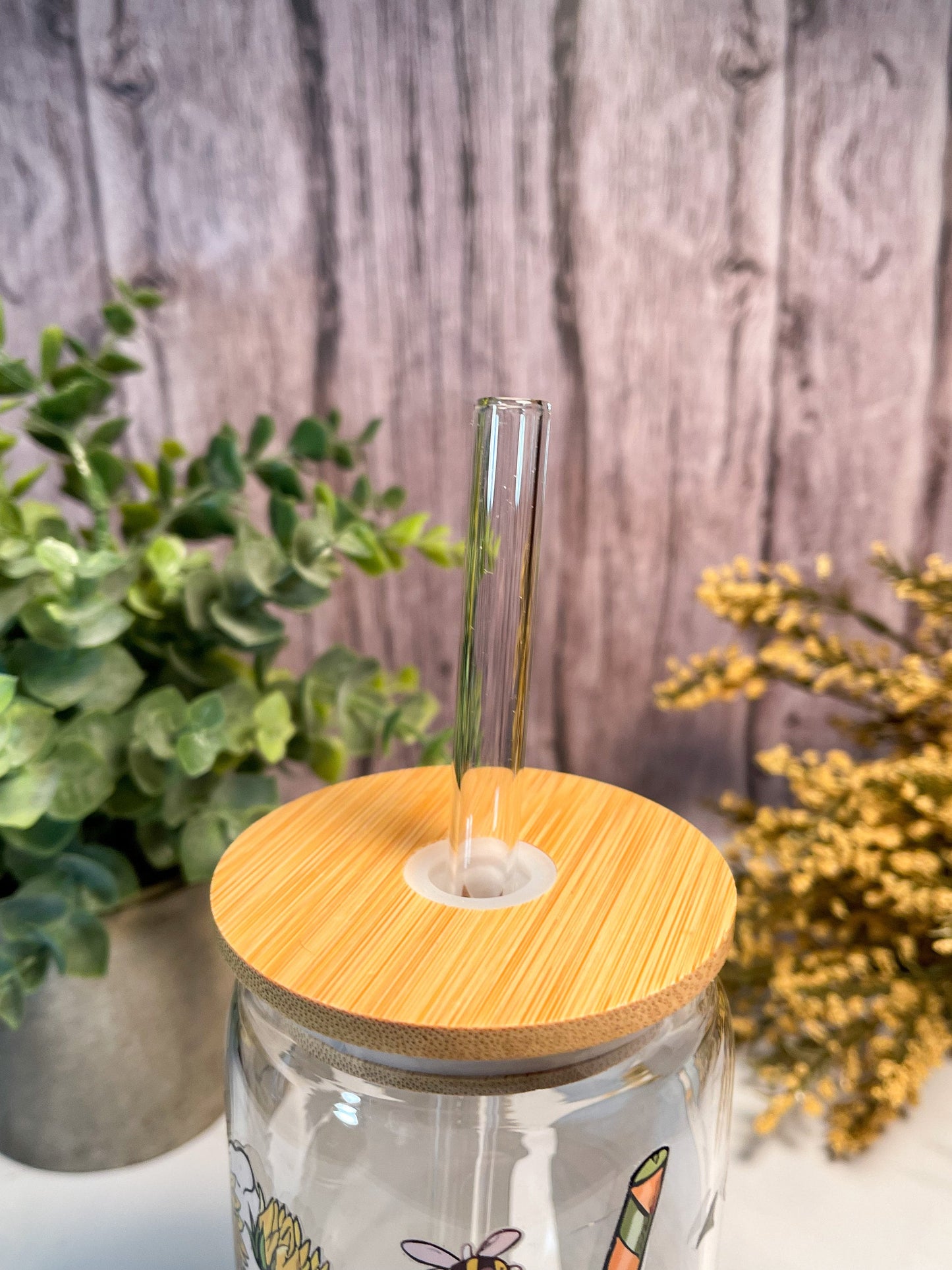 Fall 16 ounce glass with bamboo lid and glass straw