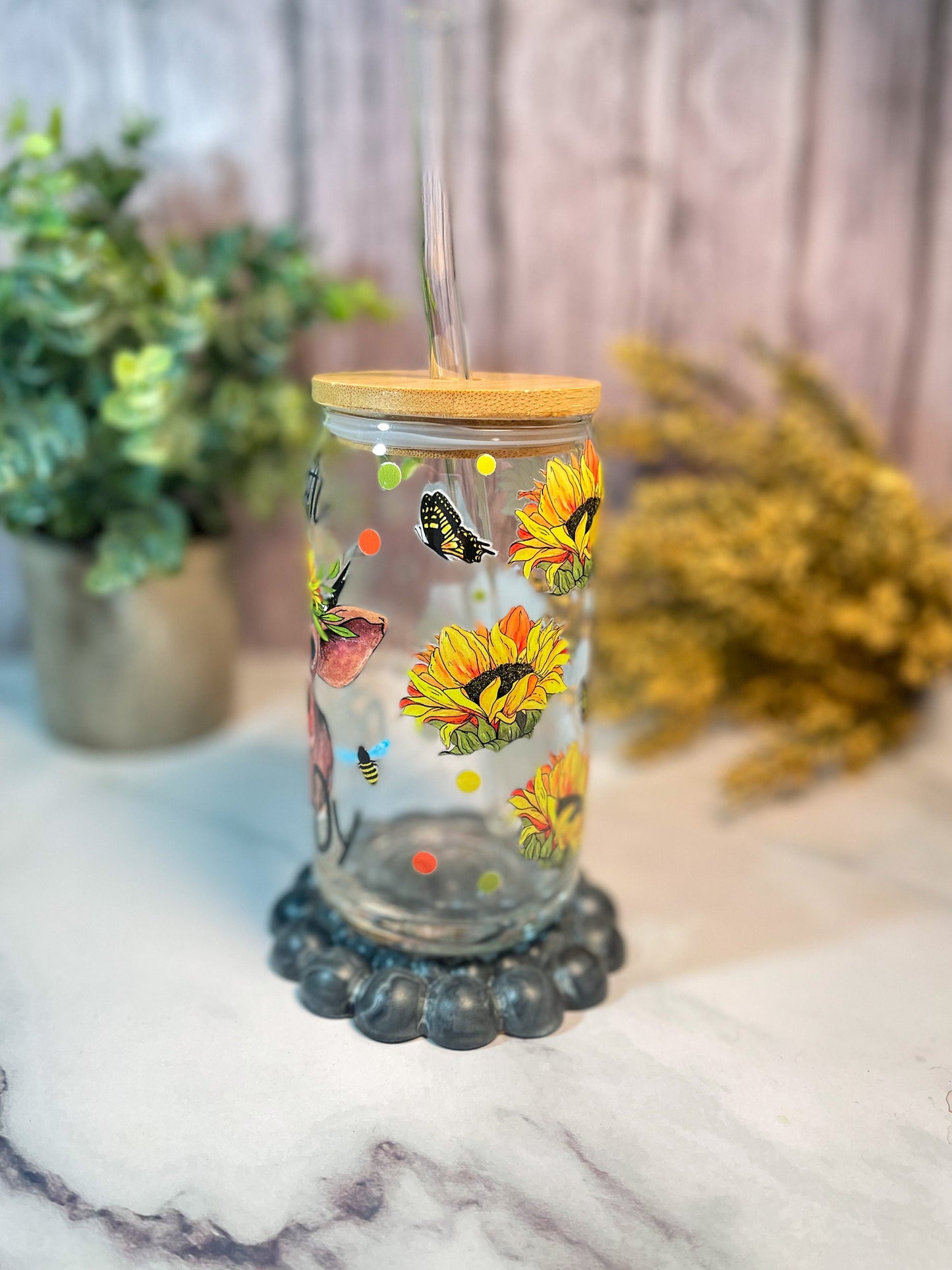 Cow and sunflower 16-ounce glass tumbler with bamboo lid and glass straw