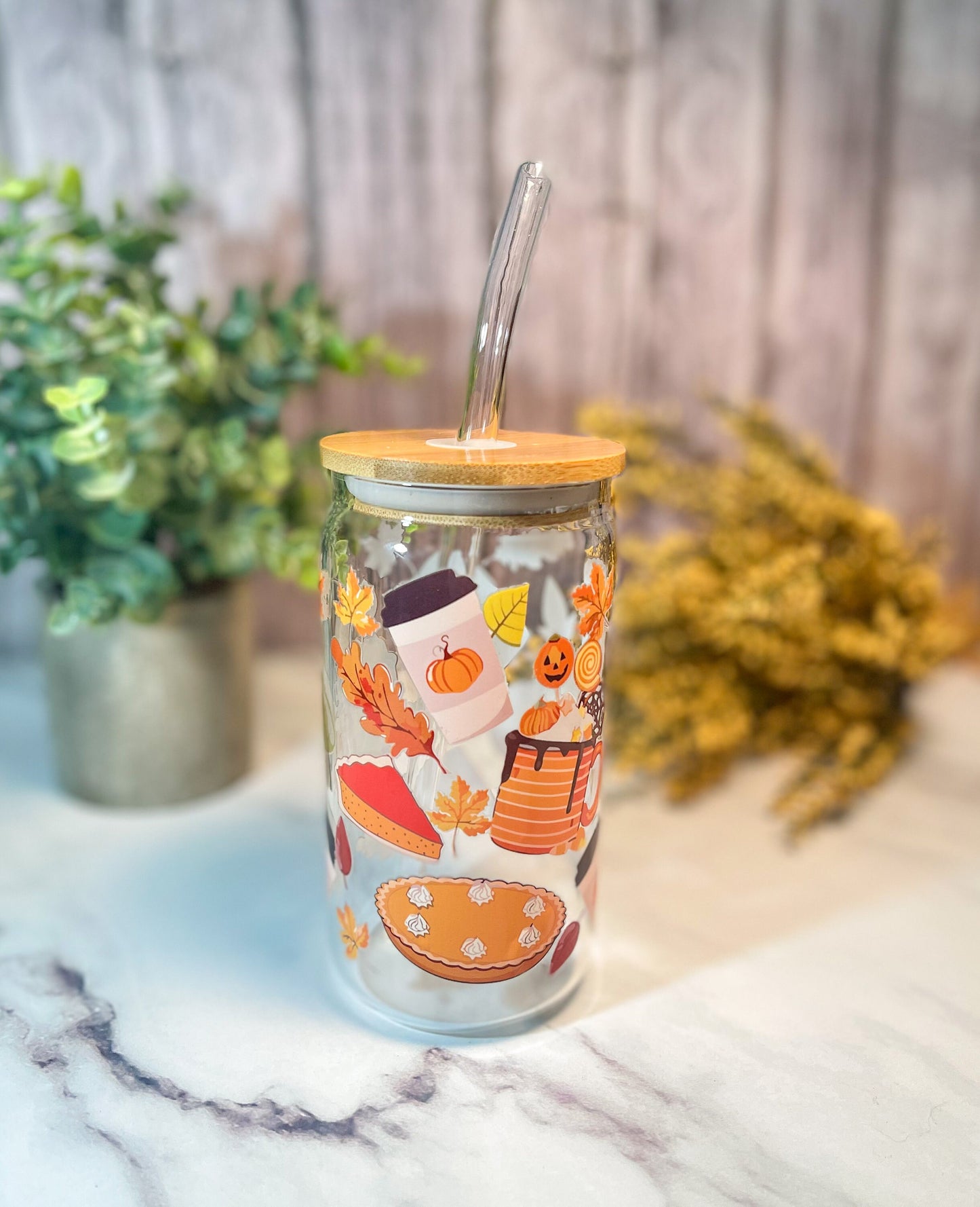 Fall 16-ounce glass with bamboo lid and glass straw