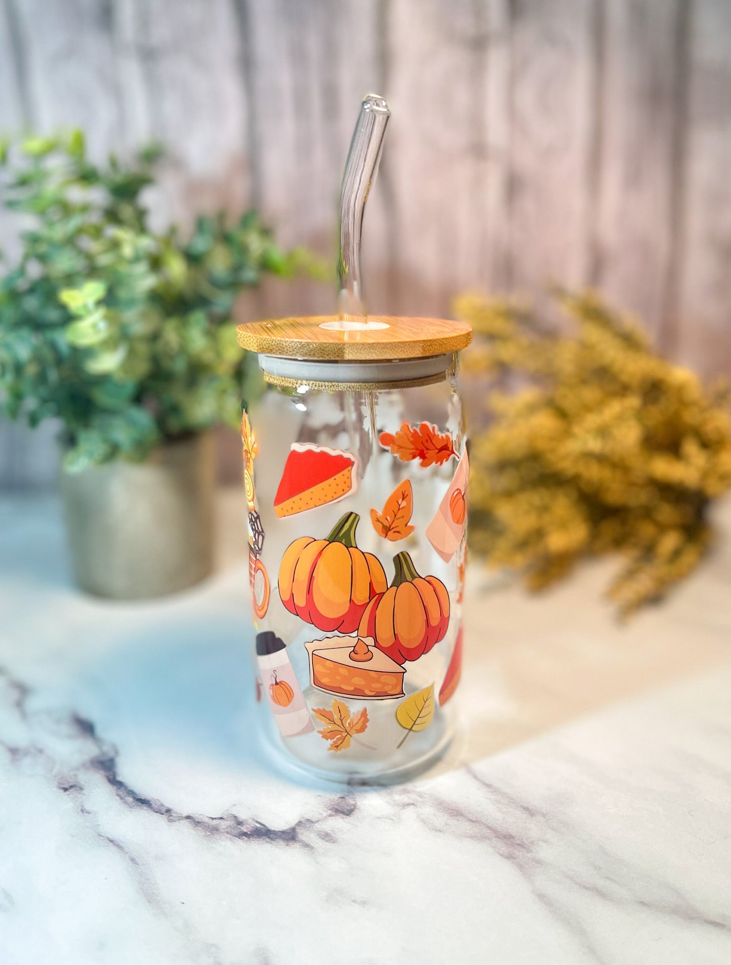 Fall 16-ounce glass with bamboo lid and glass straw