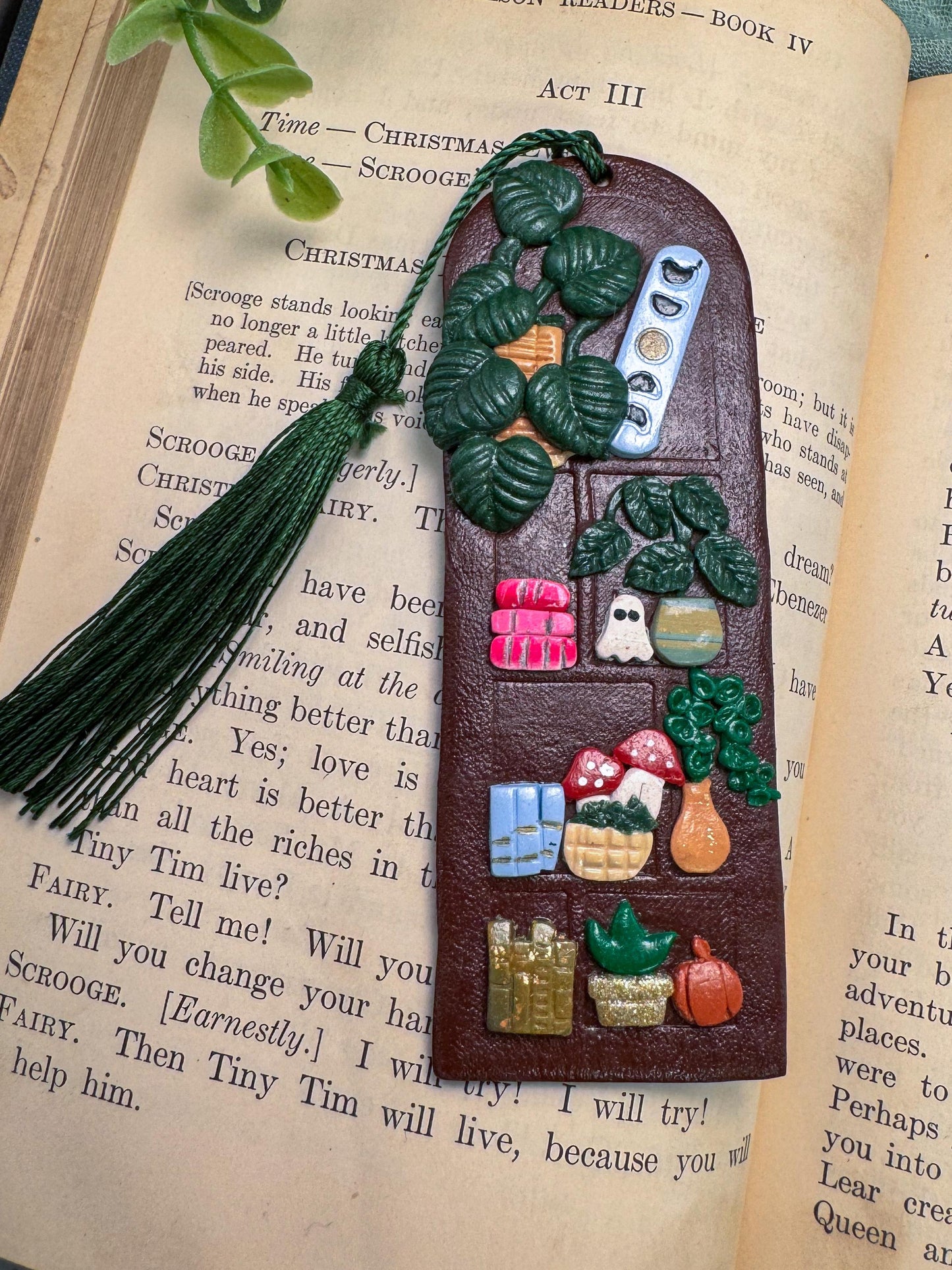 Polymer Clay Bookshelf Bookmark, book lover gift,  book accessories, handmade  reader gift, plant bookmark