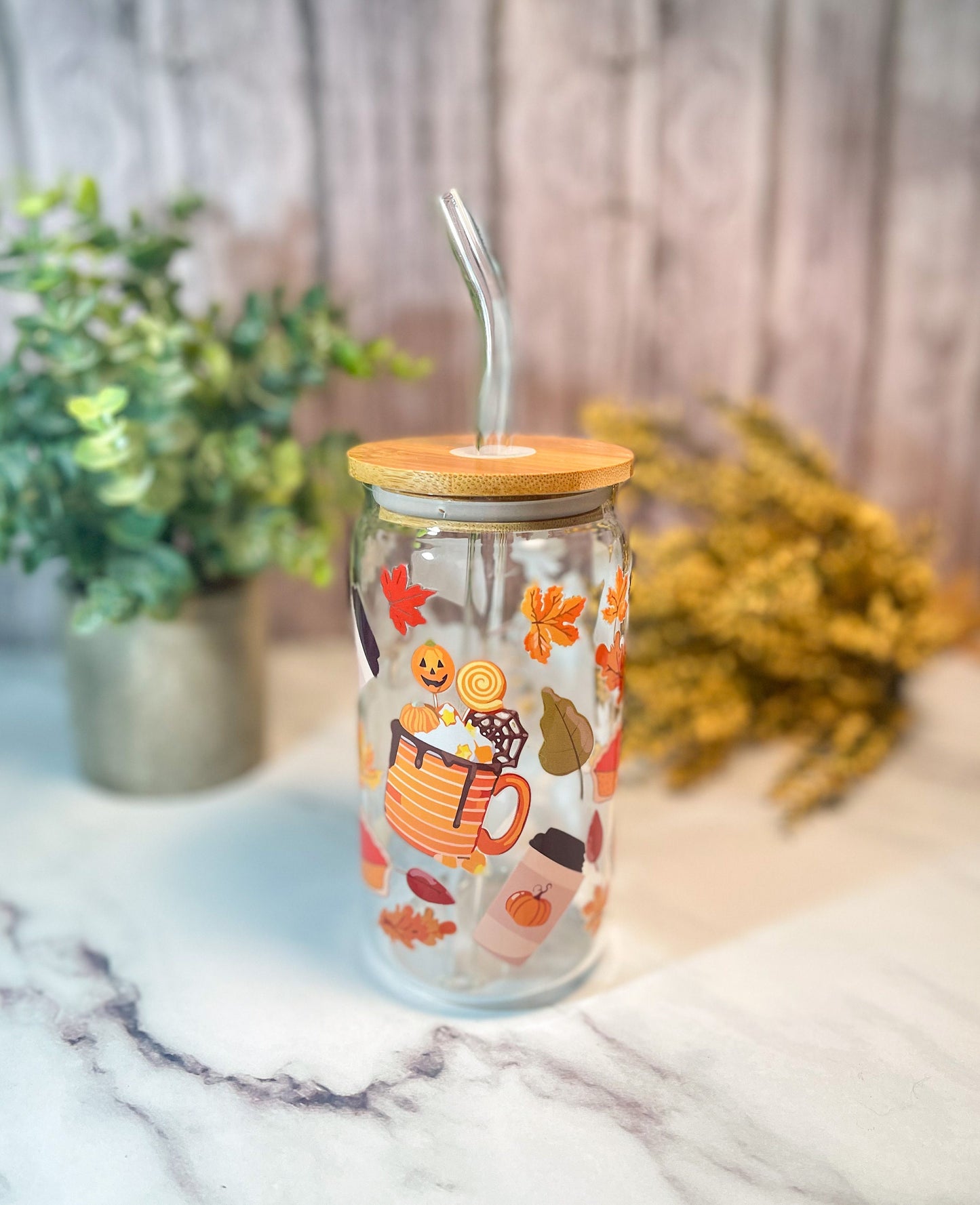 Fall 16-ounce glass with bamboo lid and glass straw