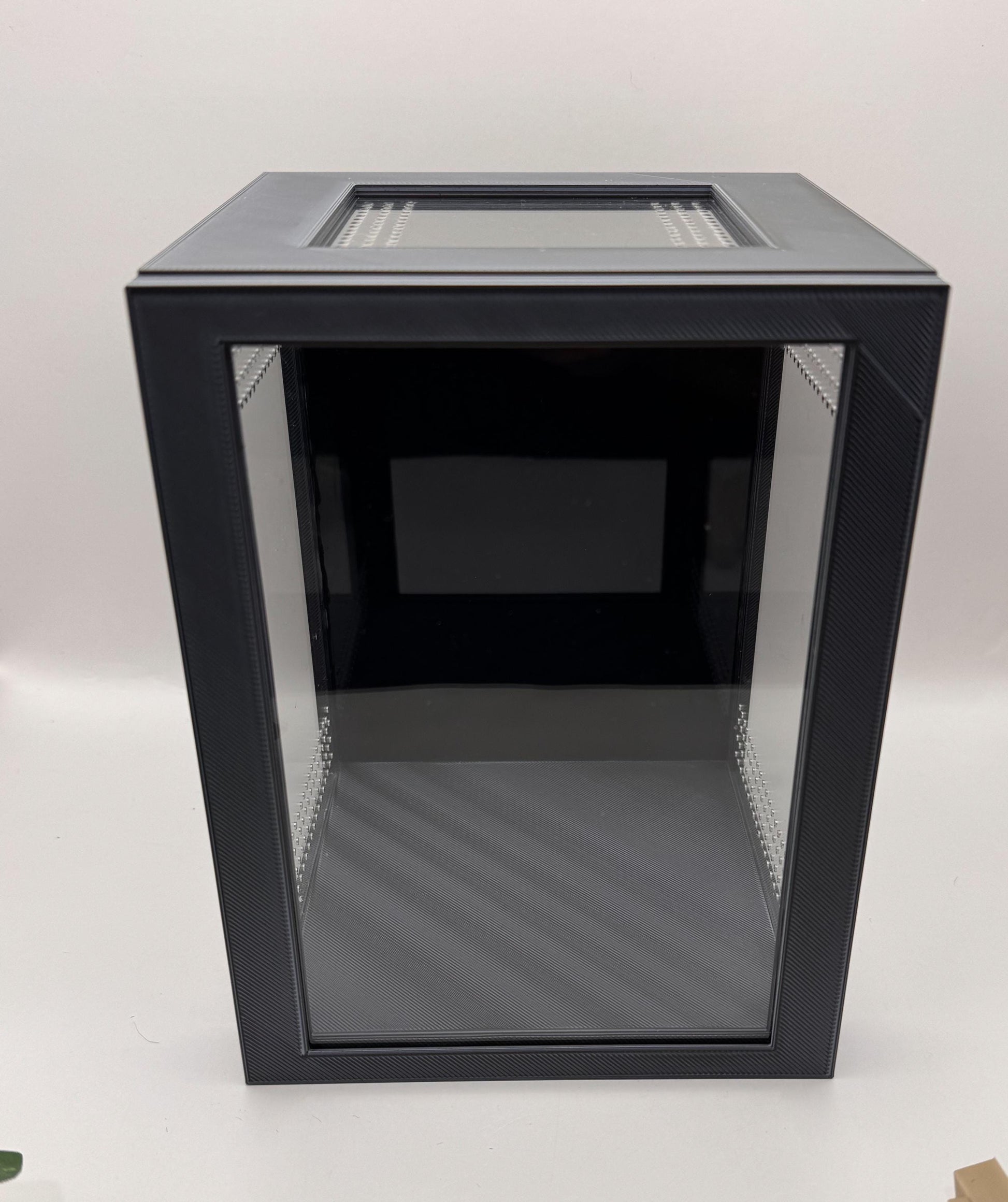 Jumping Spider Enclosure, Front Opening Habitat (7.25x5.5x5x5)