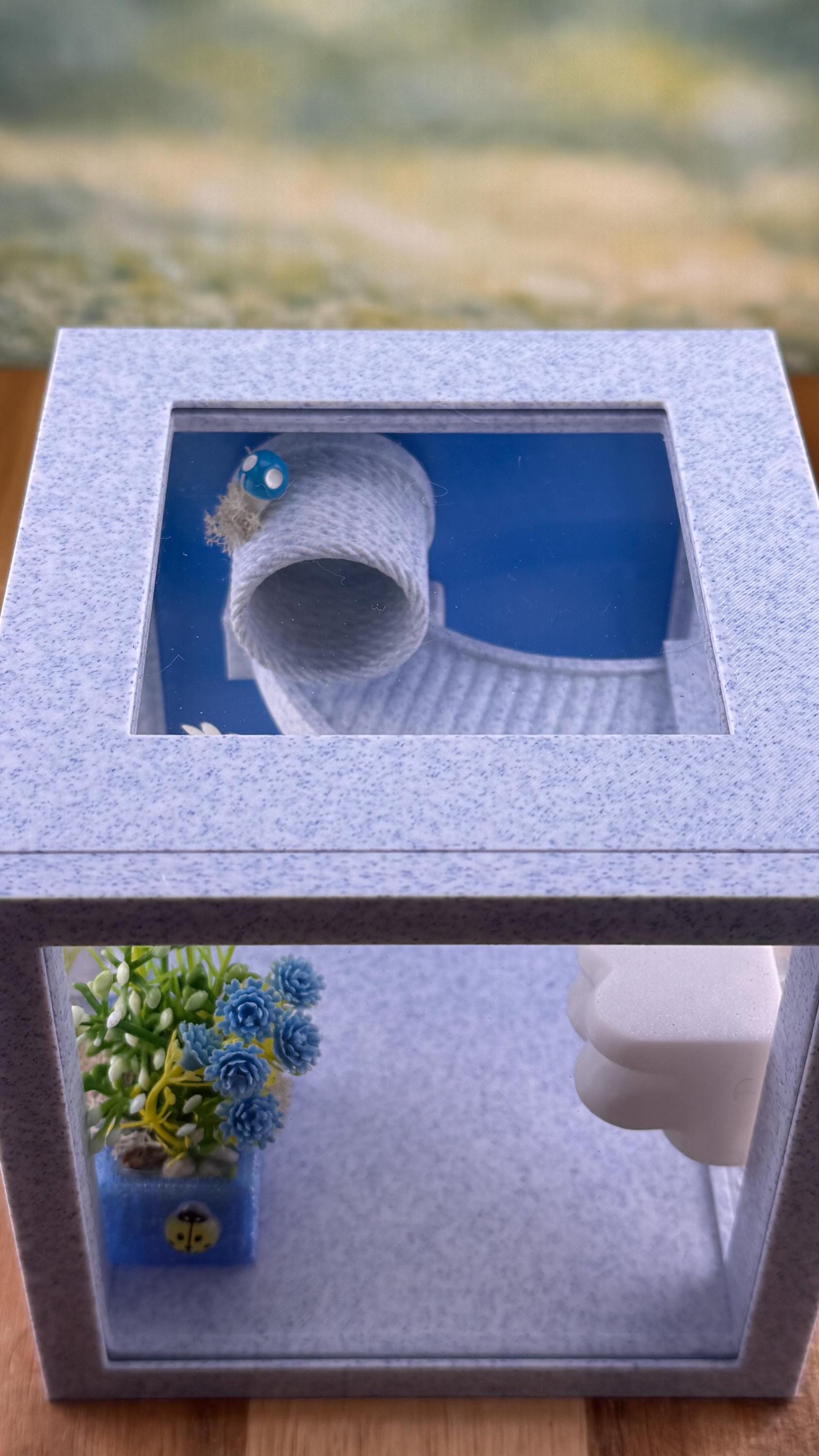 Jumping Spider Enclosure, Front Opening Habitat (4.5x4.5x4.25) Blue Marble