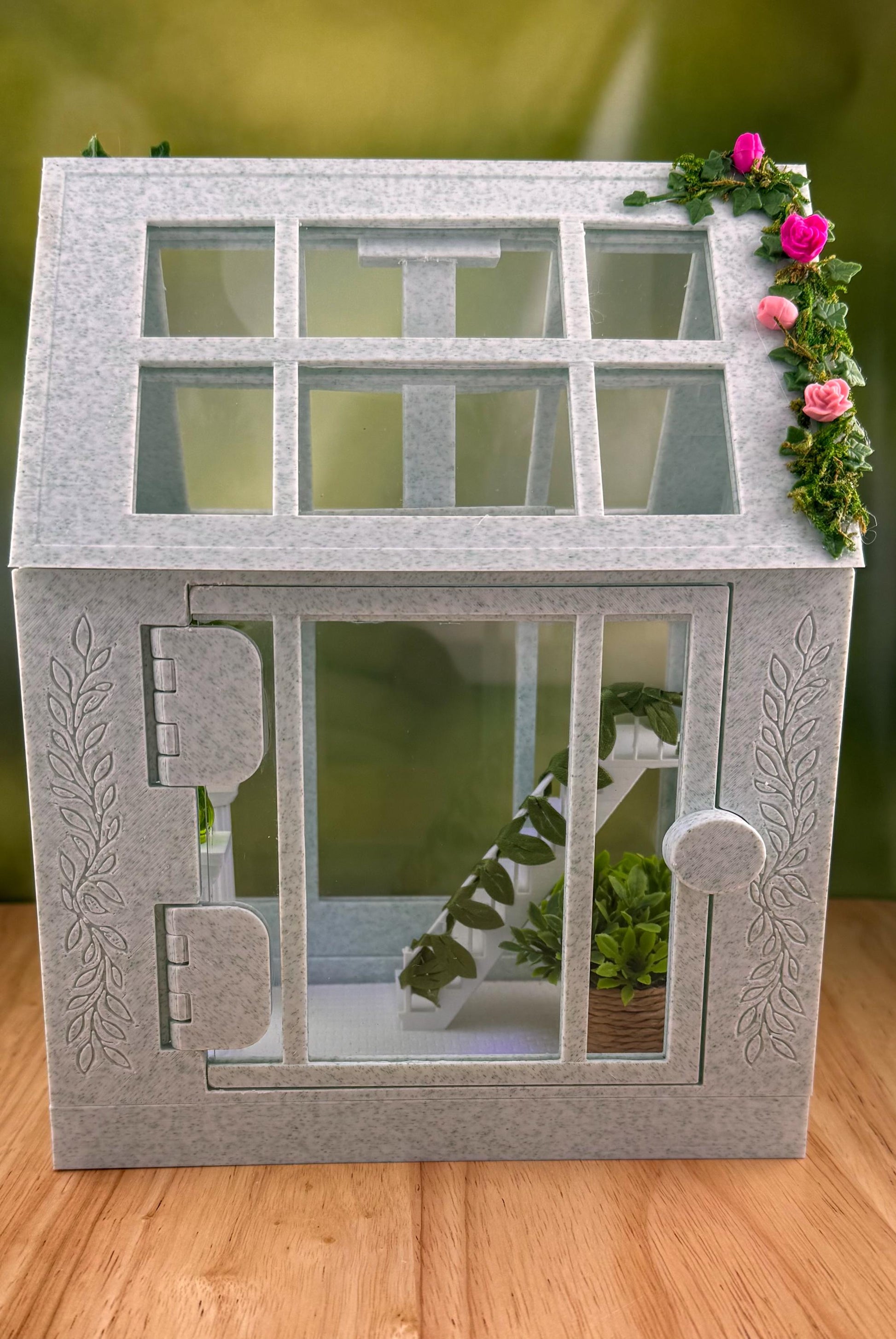 Decorated Greenhouse Jumping Spider Enclosure, Magnetic Front and top opening - Green Marble