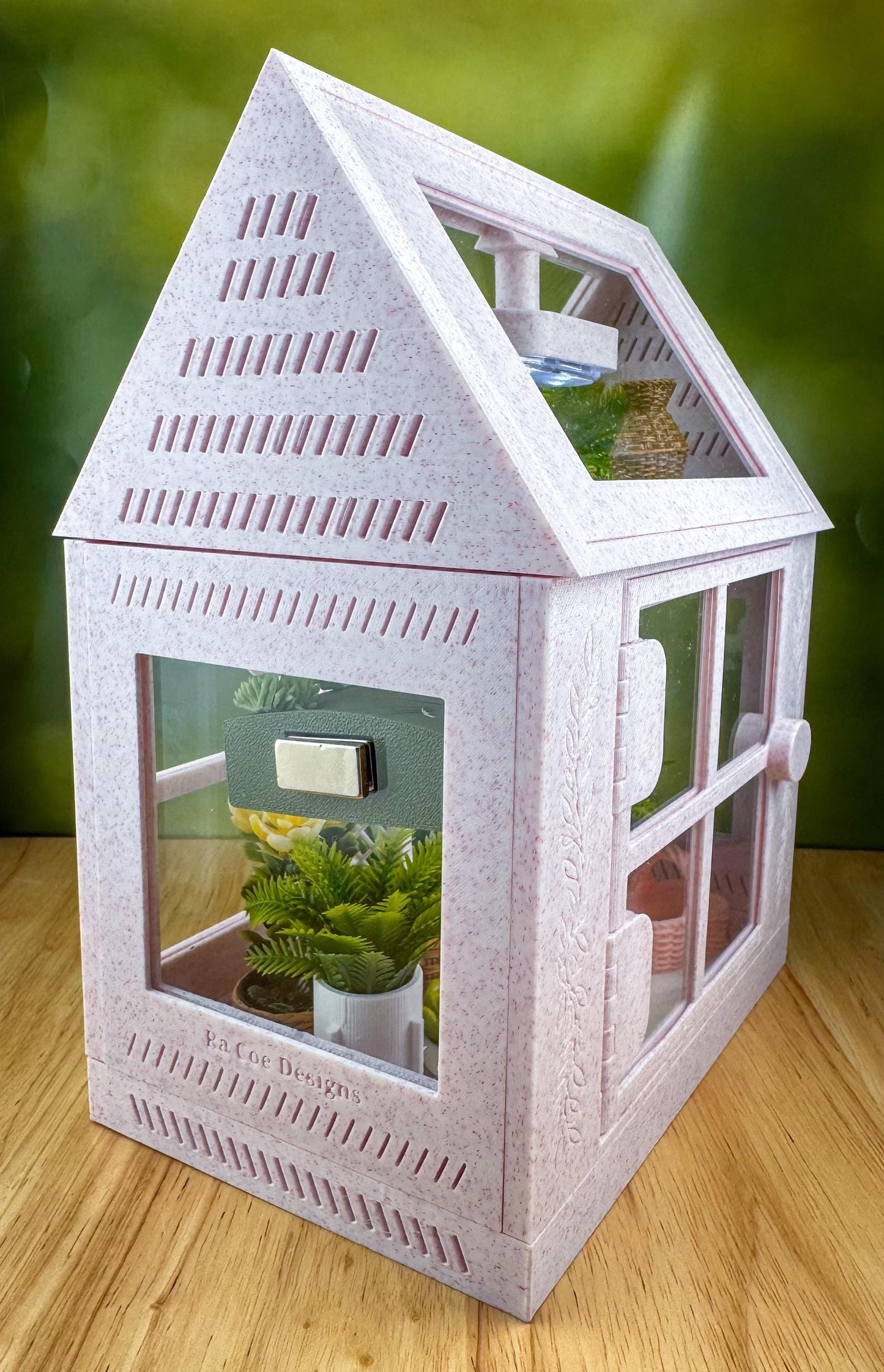 Decorated Jumping Spider greenhouse Enclosure, Magnetic Front and top opening - Pink Marble