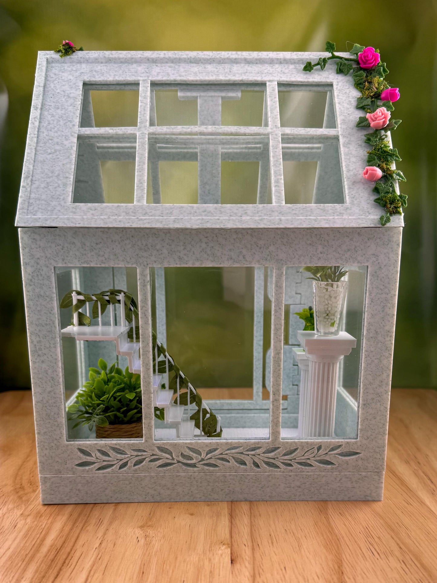 Decorated Greenhouse Jumping Spider Enclosure, Magnetic Front and top opening - Green Marble
