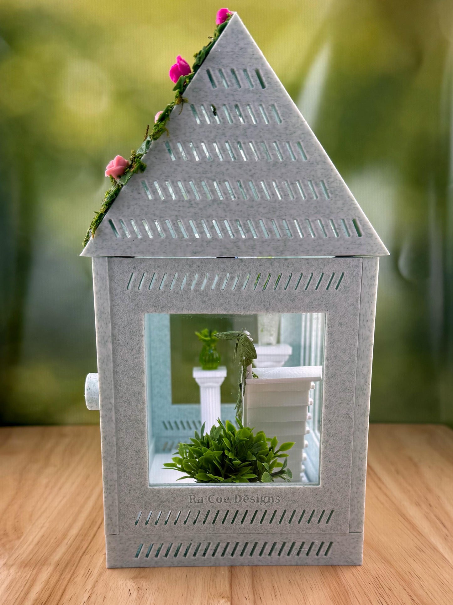Decorated Greenhouse Jumping Spider Enclosure, Magnetic Front and top opening - Green Marble