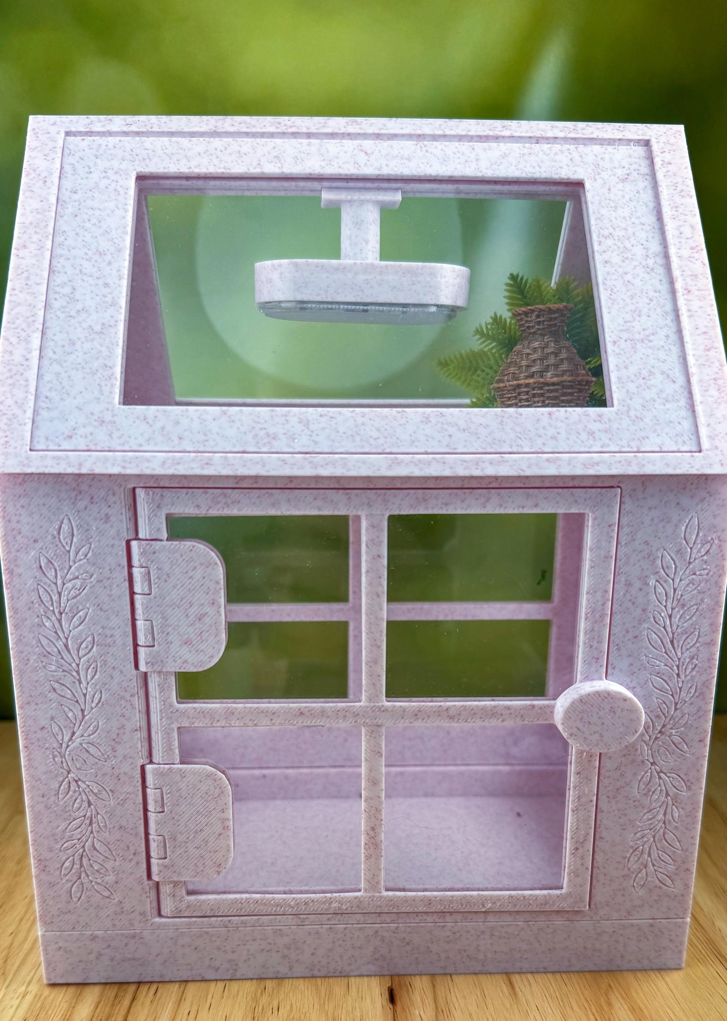 Decorated Jumping Spider greenhouse Enclosure, Magnetic Front and top opening - Pink Marble