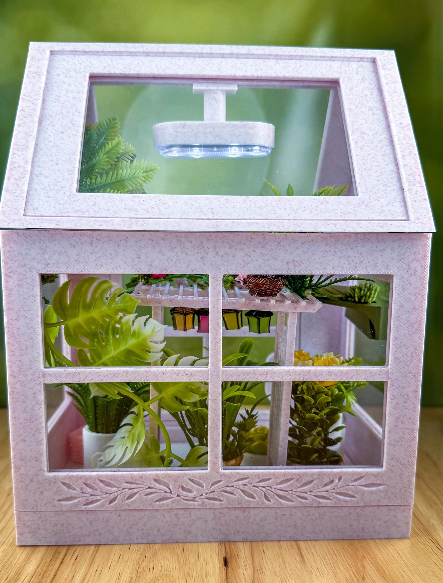 Decorated Jumping Spider greenhouse Enclosure, Magnetic Front and top opening - Pink Marble