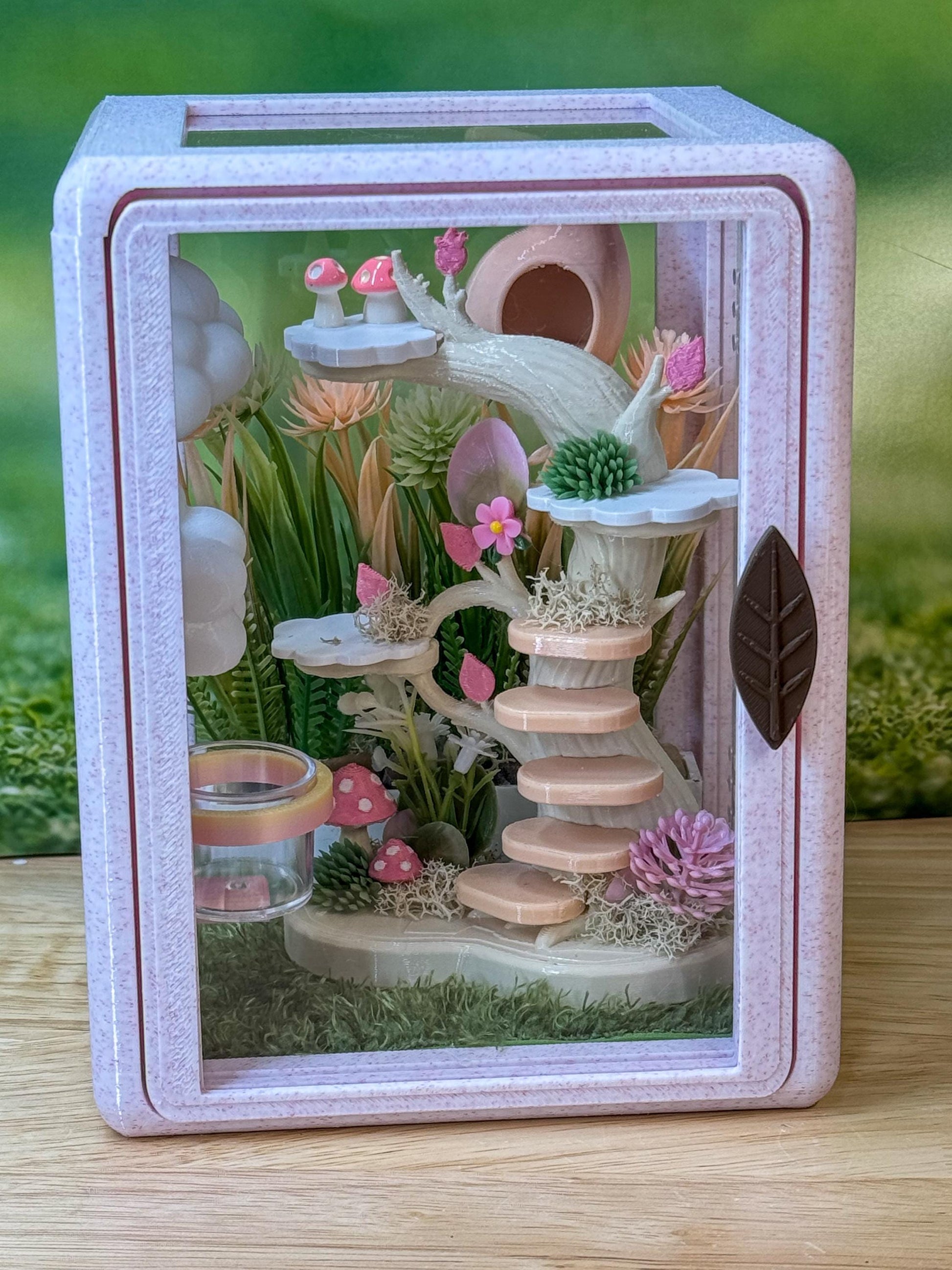 CUSTOM **Jumping Spider Enclosure, Front Opening Habitat (4.8x5x6.5) Pink Marble and Blue