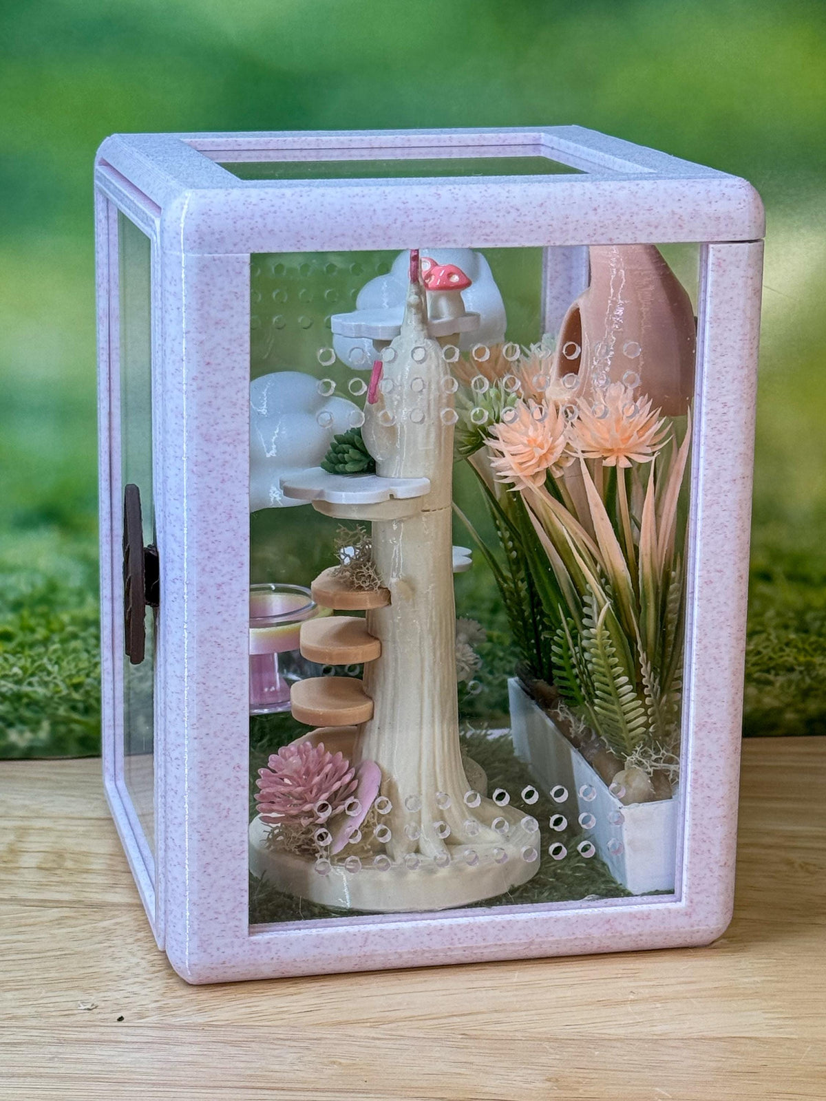 CUSTOM **Jumping Spider Enclosure, Front Opening Habitat (4.8x5x6.5) Pink Marble and Blue