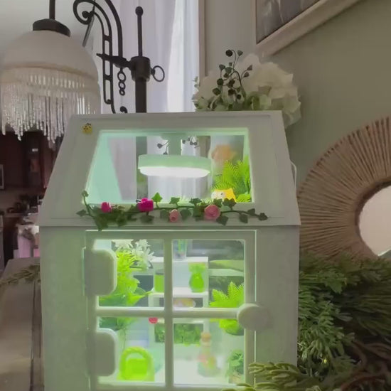 Decorated Jumping Spider greenhouse Enclosure, Magnetic Front and top opening - Pink Marble